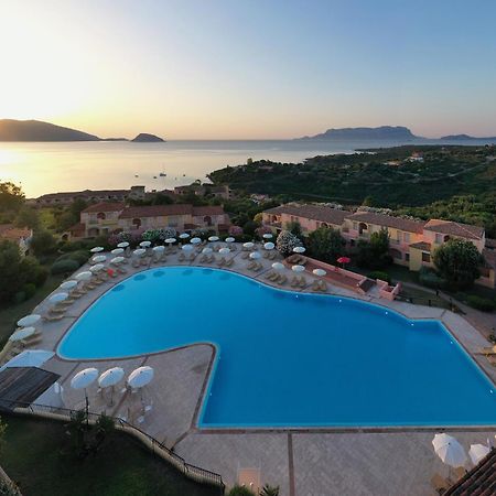 VOI Colonna Village Golfo Aranci Esterno foto