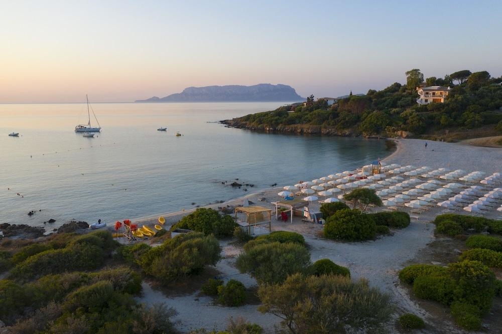 VOI Colonna Village Golfo Aranci Esterno foto
